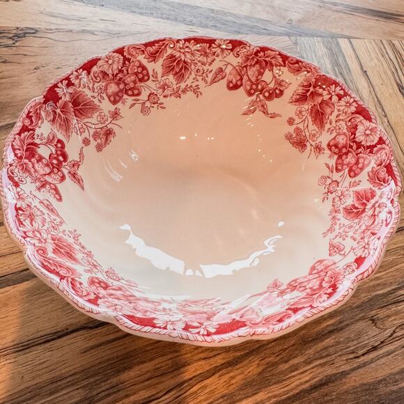 Johnson Brothers, 1970’s Strawberry Fair Collection, 8” Round Serving Bowl - Picture 2 of 7